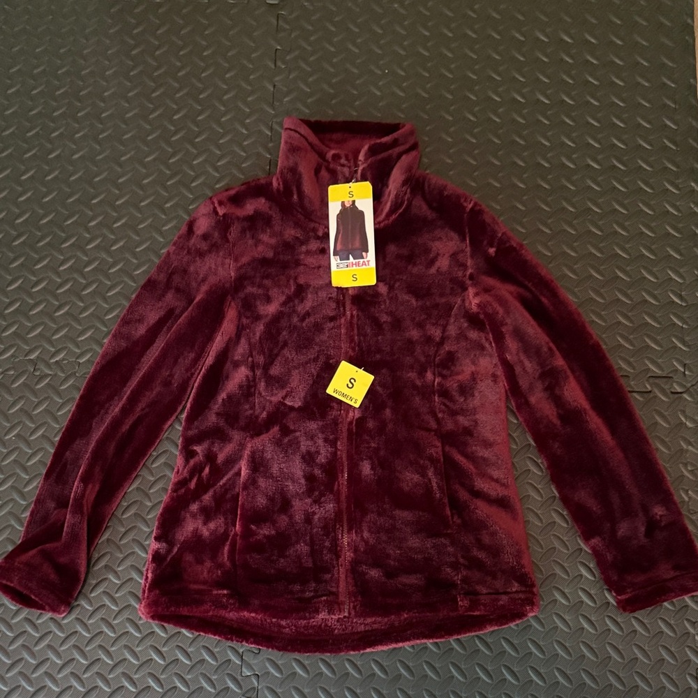 Plush Burgundy 32 Degrees Jacket